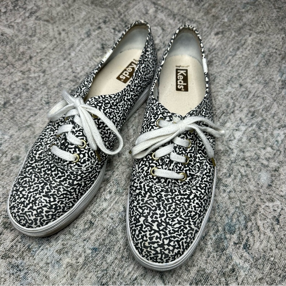 Keds triple CVO Kick Sneakers  Size 8.5